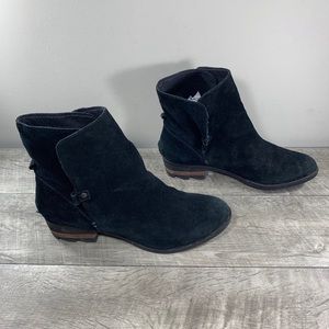 Sorel Farah NL2682 Short Black Suede Waterproof Women’s Boots Booties Size 10